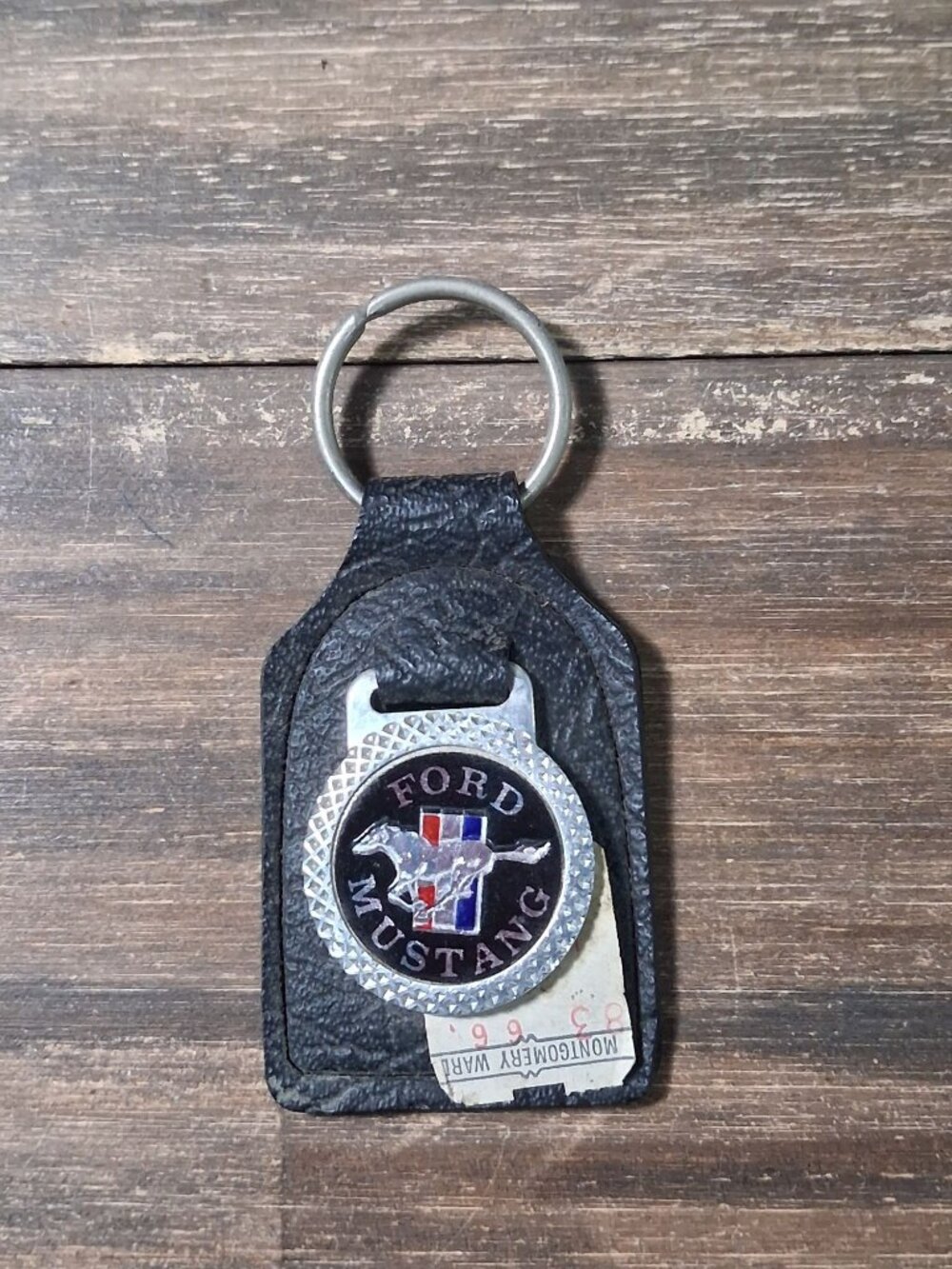 Vintage Ford Mustang Key Fob Keychain Silver Tone Logo on Black